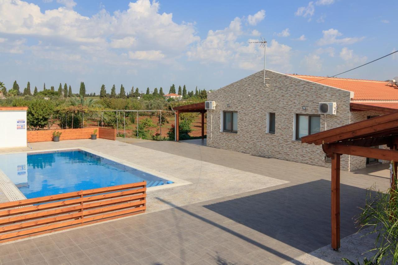 Berryrose Villa Perivolia Exterior photo